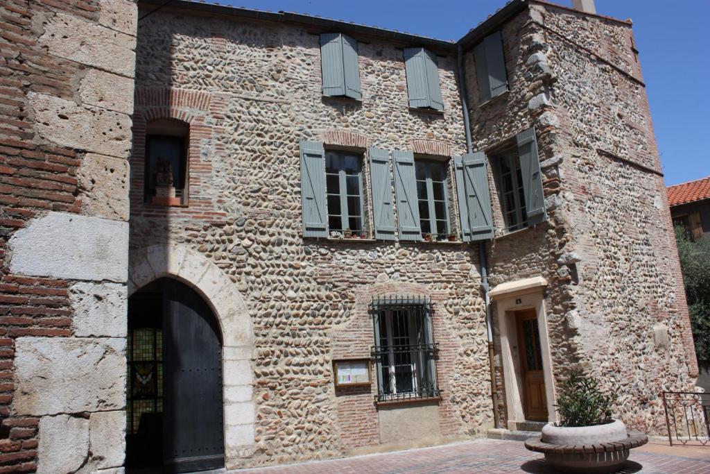 ריווזאלט Hotel" La Tour De L'Horloge " מראה חיצוני תמונה