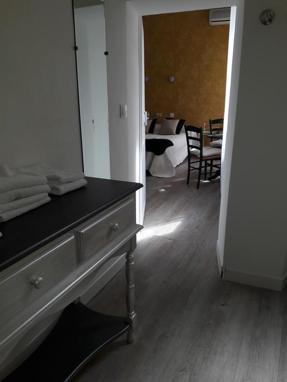 ריווזאלט Hotel" La Tour De L'Horloge " מראה חיצוני תמונה